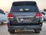 Toyota Land Cruiser GXR 2011